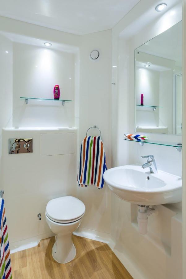 Zeni 5 Bed Apartment In Central Exeter Exterior foto